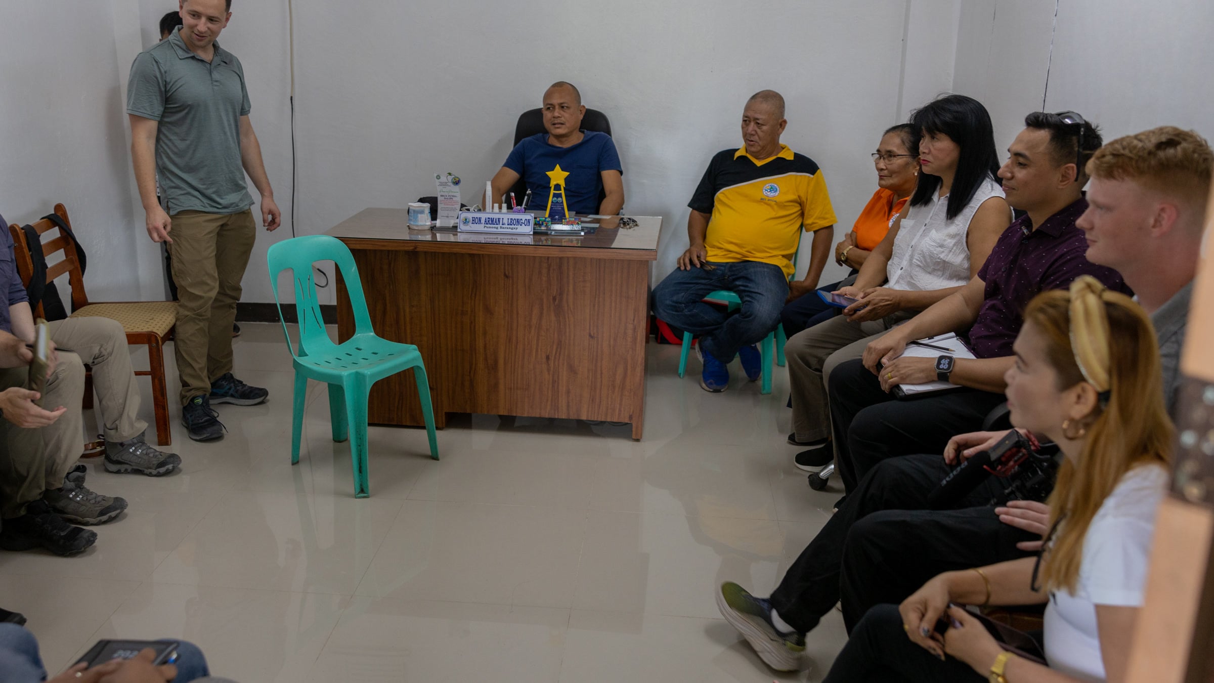 Philippine community leaders meet with civil-affairs teams in Antique